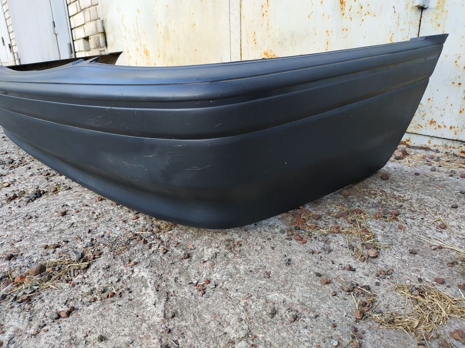 Задний бампер mazda 626 GD новый! Japan