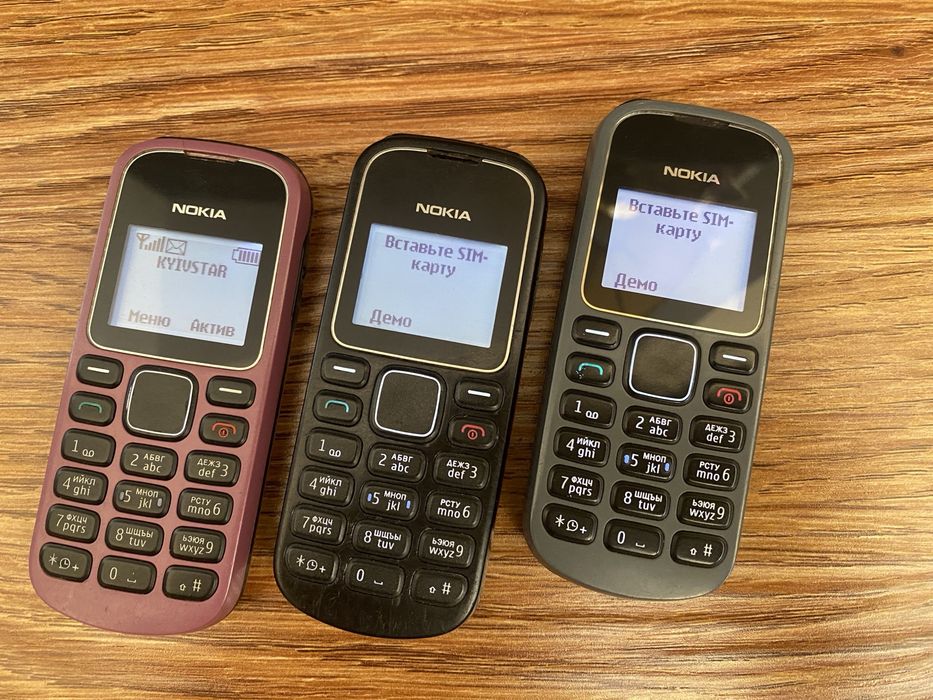 Коллекционный телефон Nokia 1280