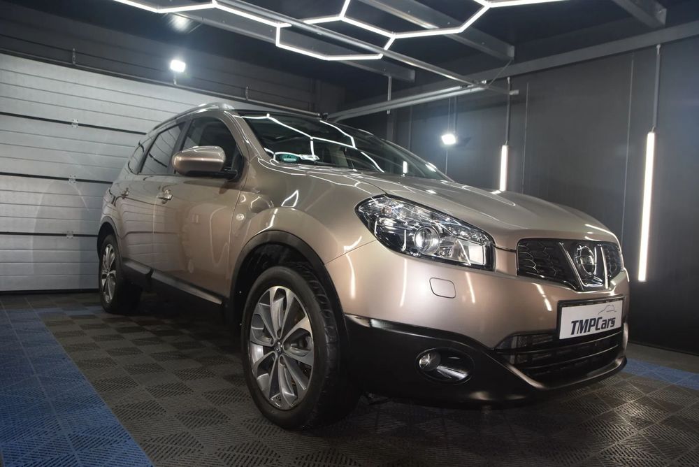 Nissan Qashqai+2