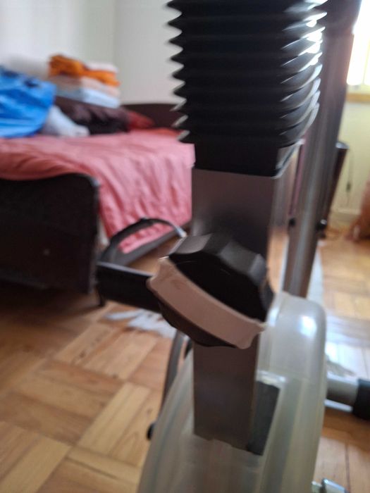 Bicicleta estática Vertical