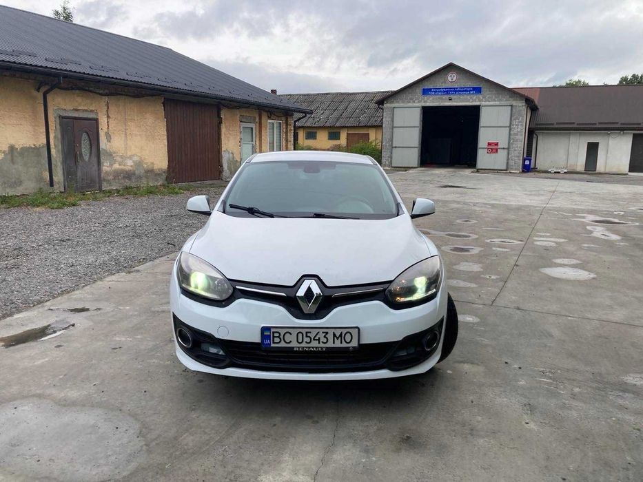 Гарне економне авто