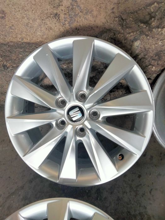 Jantes 16 Seat originais Viseu • OLX Portugal