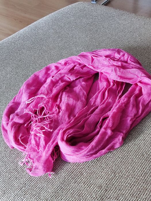 Lenço / Écharpe Rosa