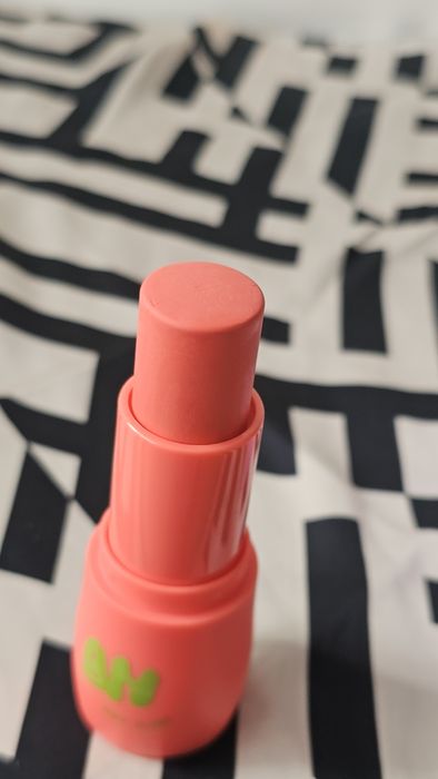 Glow Hub Buff Blush, Róż do policzków