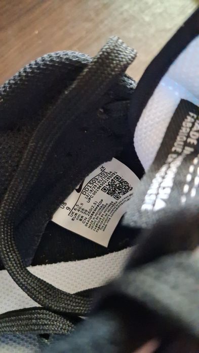 Кросівки  Nike   100% Оригінал  37,5,38,39,40,42,5р