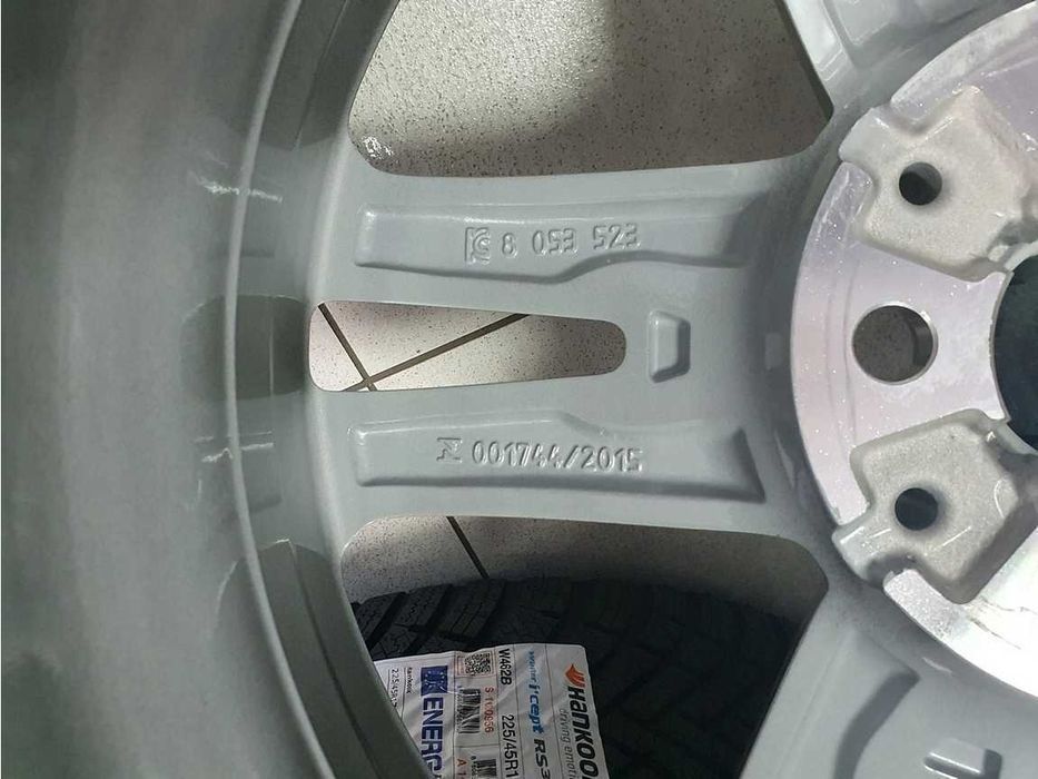 17" Koła - BMW 1 F40 wz. 550M Zima NOWE!