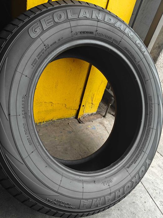 2шт R17 225 65 шини всесезонні 23р Yokohama Geolandar G91 гарний стан