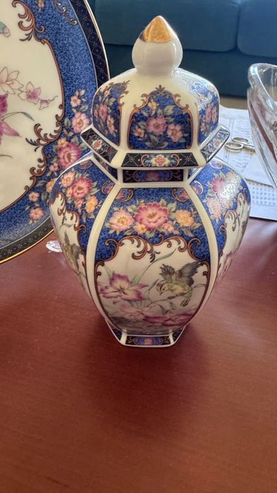 Conjunto de Prato com suporte e Vaso