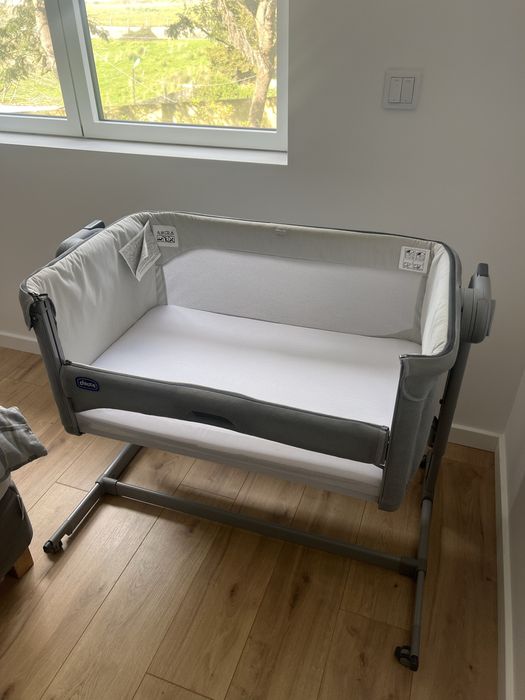 Cama/ berço next to me Chicco