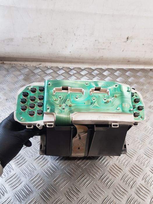 Licznik 83800-52640 Toyota Yaris I 1.4 D4D 01R-