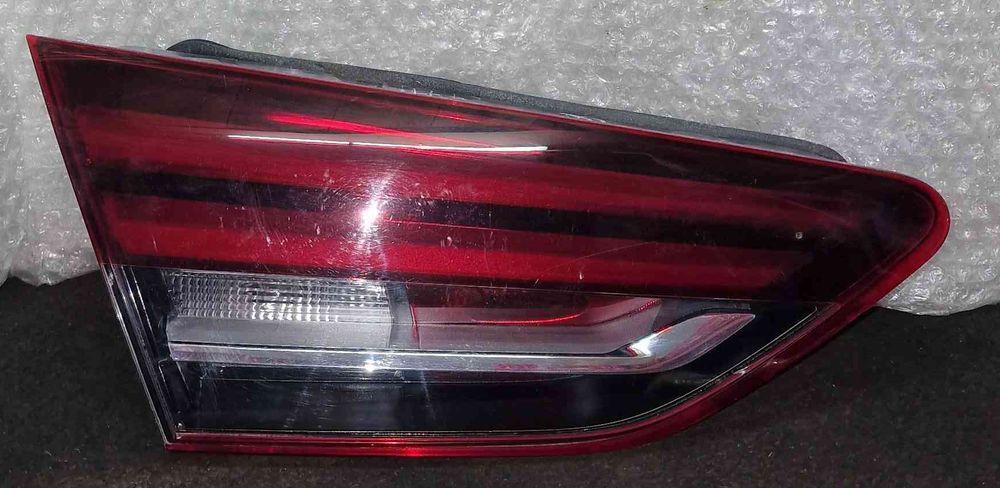 Farolim da Mala Esquerdo OPEL INSIGNIA B Grand Sport (Z18) ano 2018