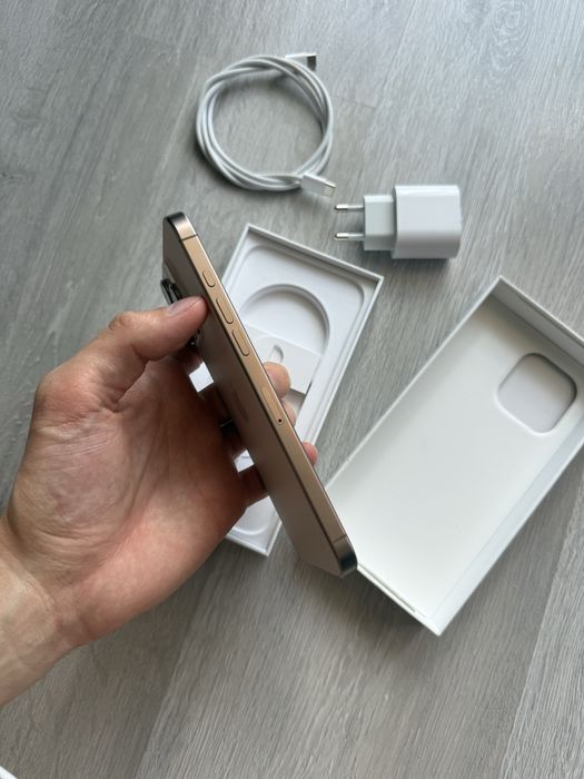IPhone 16 Pro Max купити по доступній ціні на OLX