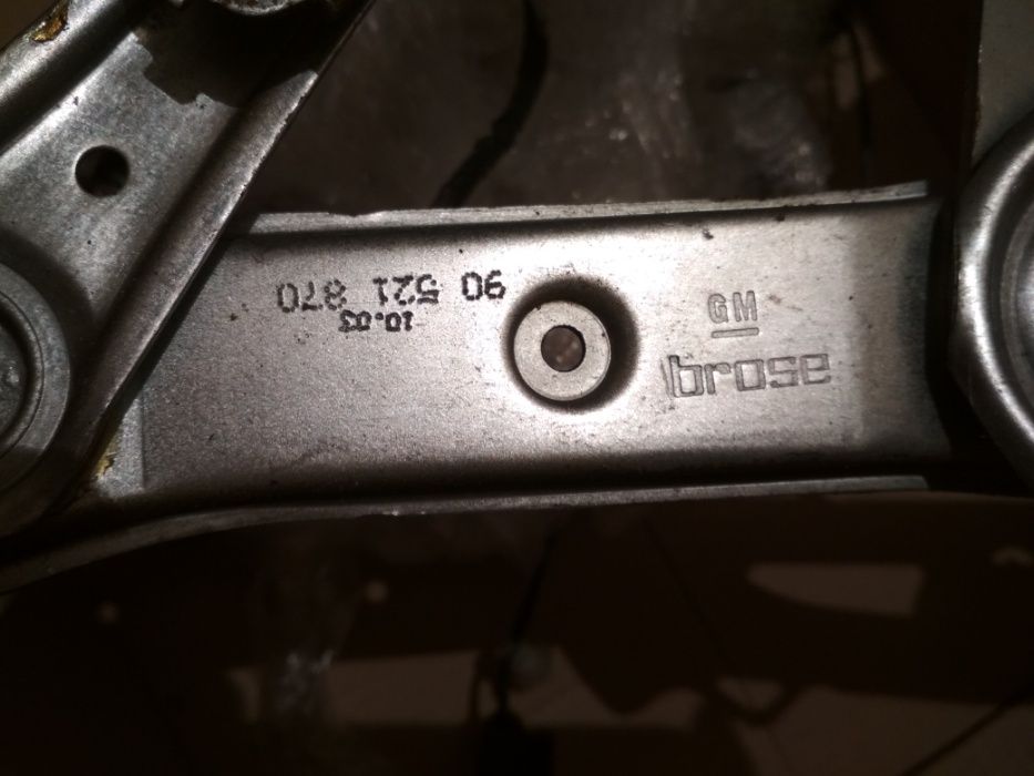 Стеклоподъёмники Opel AstraG