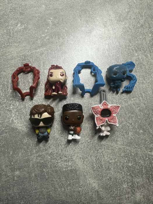 Обмін на серію фігурок Дивні дива