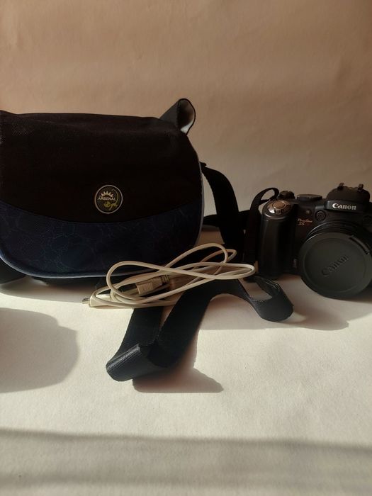 Продам Canon EOS 300D, штатиф та canon s5is