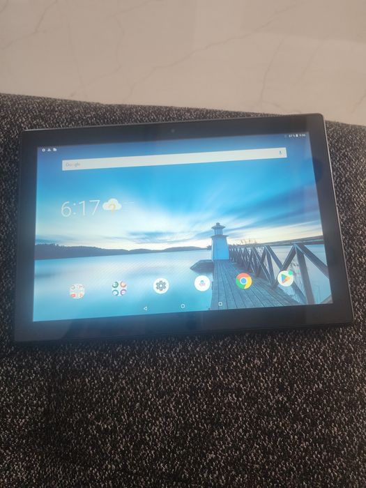 Lenovo планшет в отлично состоянии