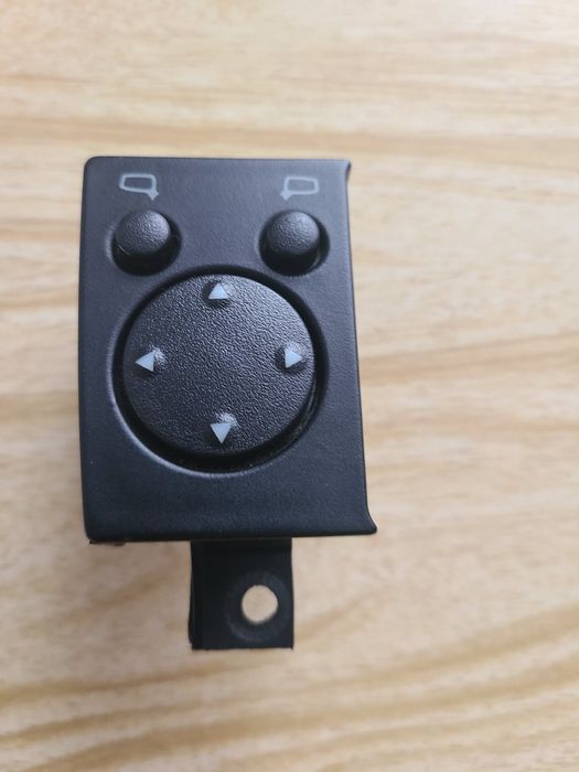 Регулятор наружних дзеркал ауді а6 с4.