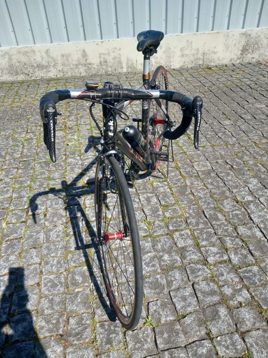 Bicicleta de estrada Goka