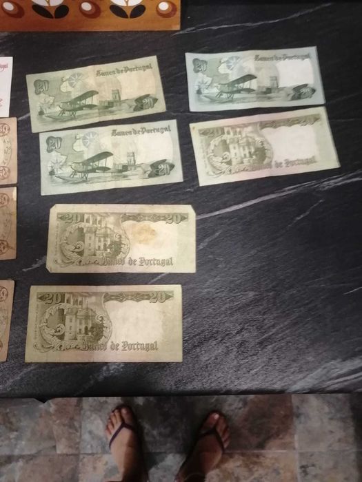 Lote Coleção Escudos: Notas, Moedas e Carteira Autonomia Madeira