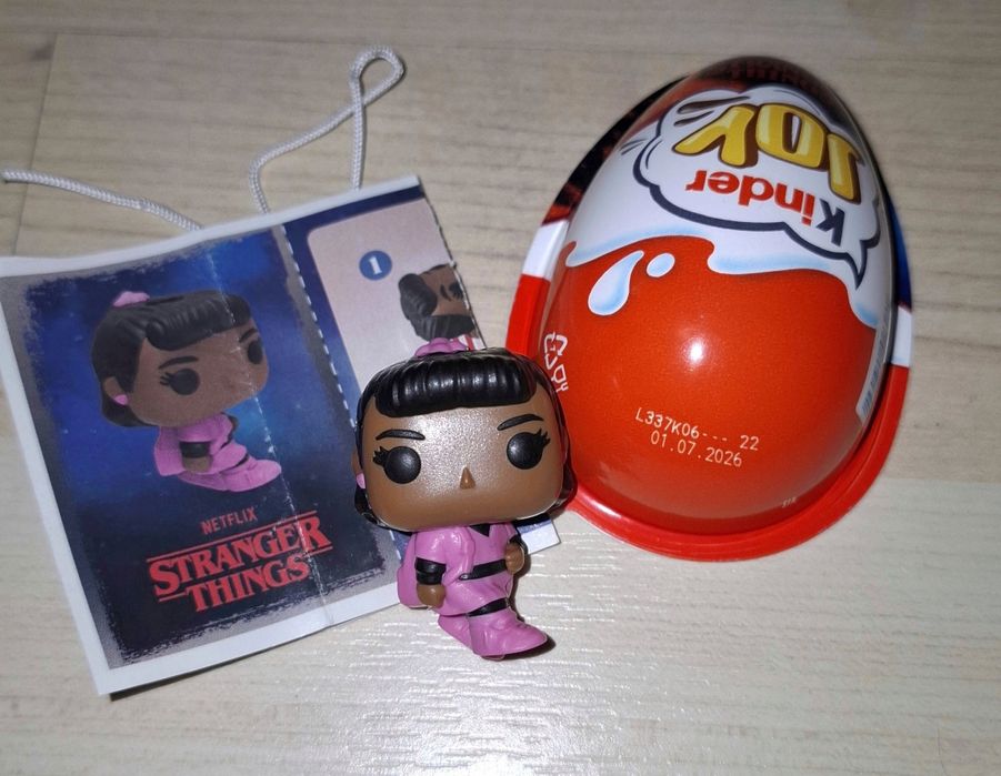 Фігурки кіндер джой "дивні дива" обмін