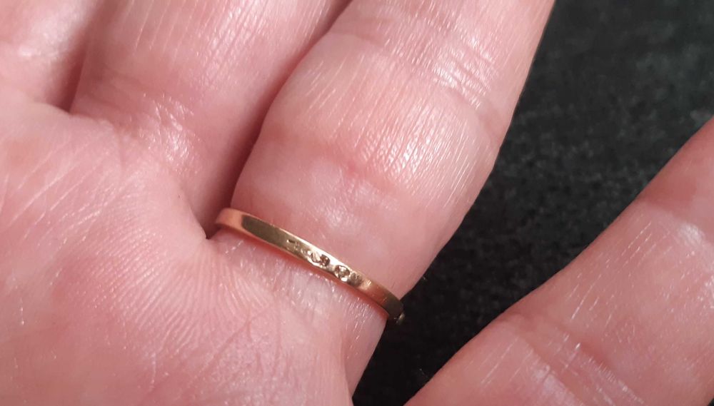 Piękny złoty pierścionek Imago Artis filigran.