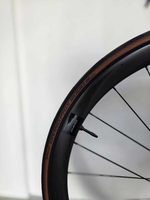 Giant Defy Advanced 1 2024 - rozmiar M/L, koła karbon SLR1, super stan