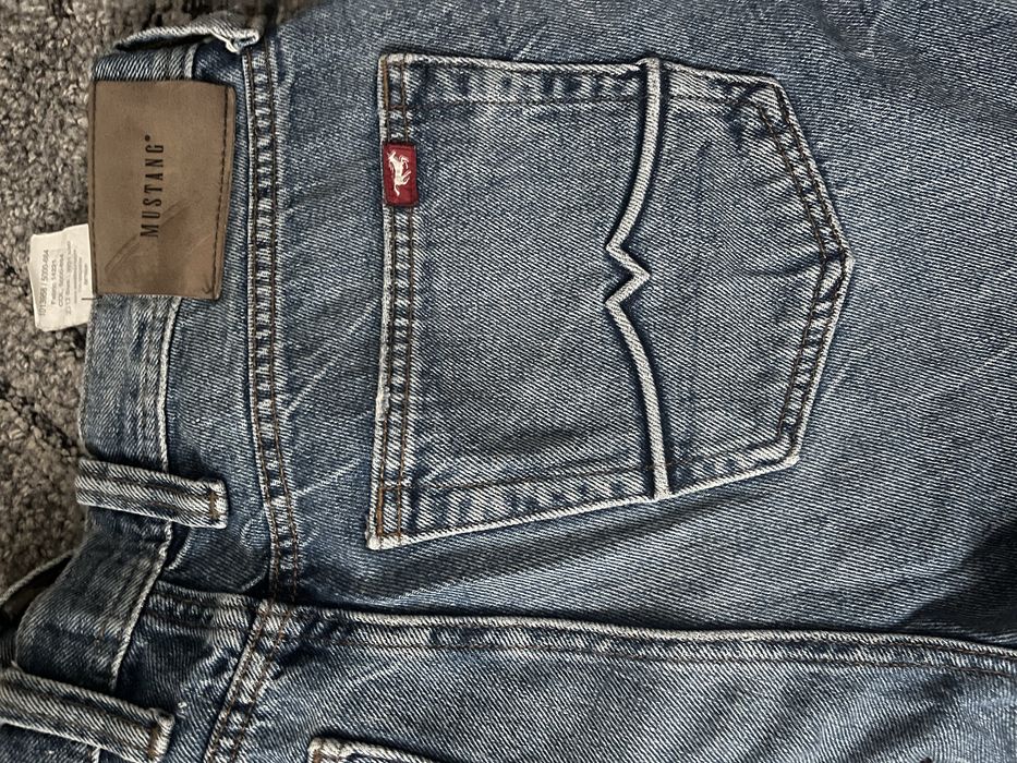 Чоловічі джинси Mustang