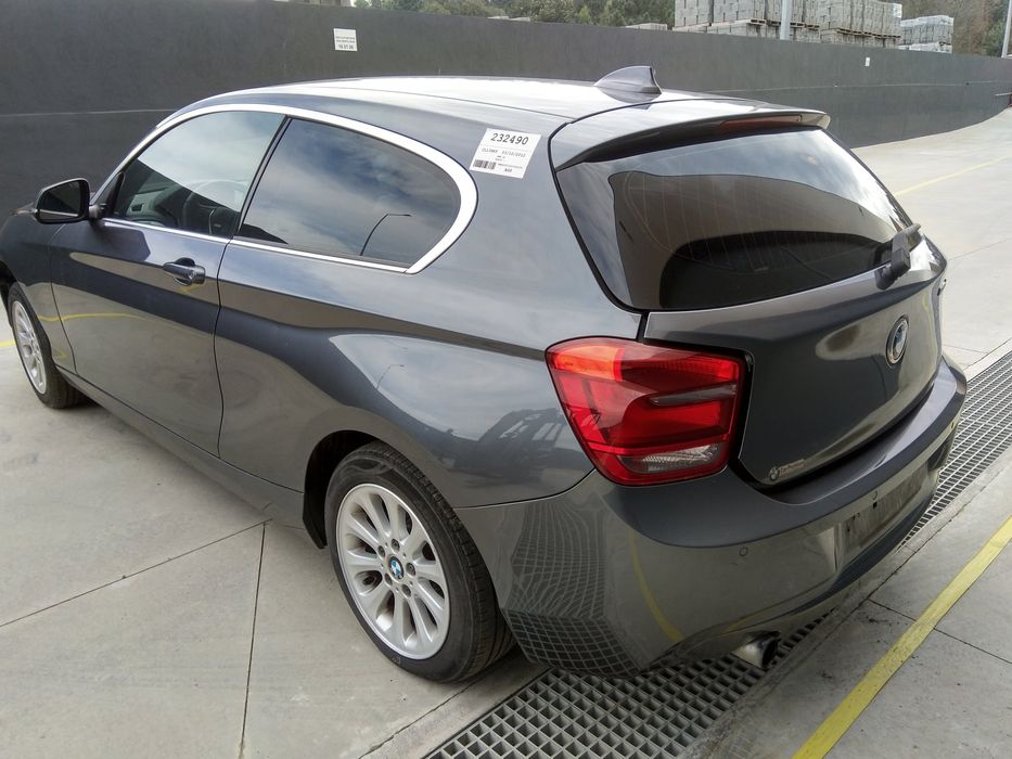 BMW 1 - 2012 - Para Peças