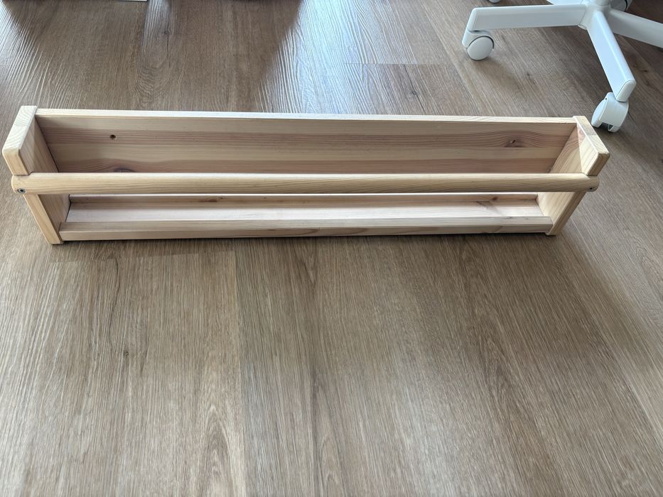 Estante madeira criança