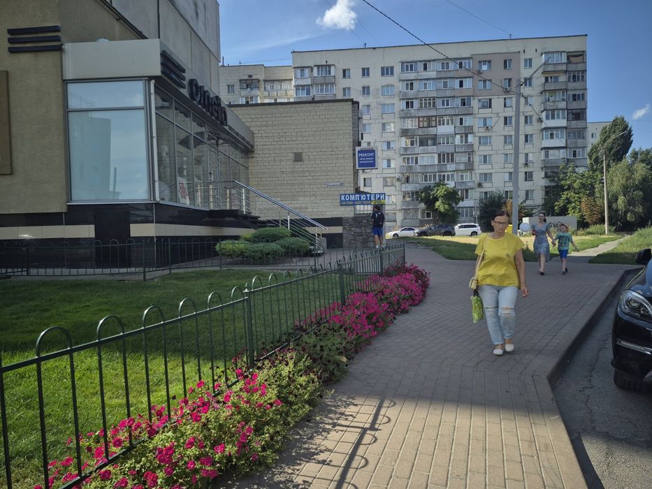 258м2 на фасаді в центральній частині міста