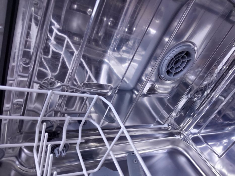 Máquina  de lavar loiça de encastre