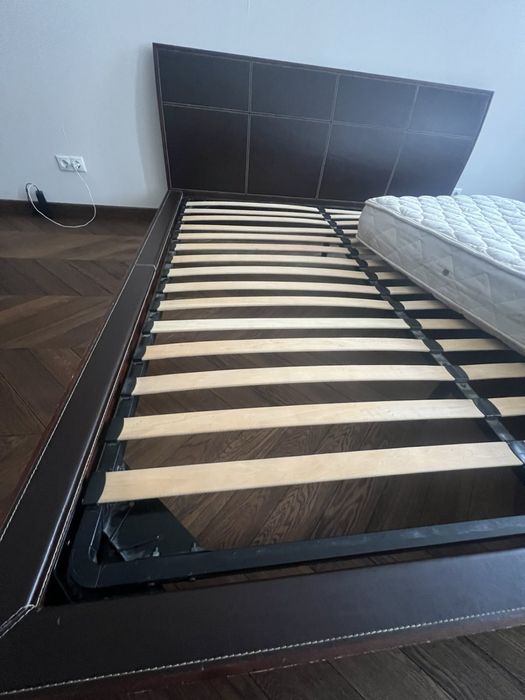 Продам велике ліжко