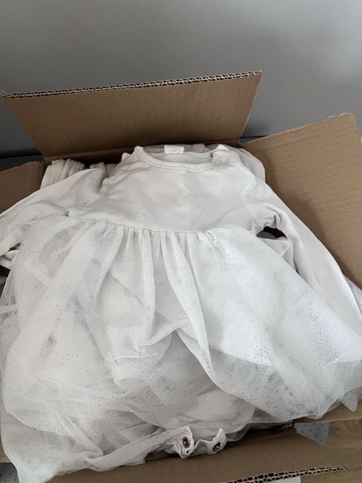 Ubranka 62 i 68 H&M i Pepco dziewczynka