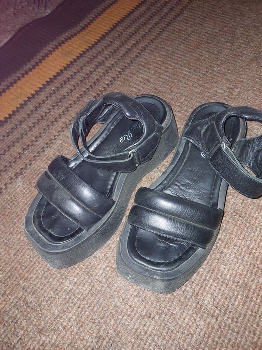Шкіряні босоніжки,сандалі 36р.