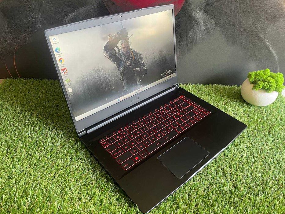 Игровой ноутбук MSI Katana Full HD IPS/144Gz/  i5-11400H/ 8 GB/ 512 SSD/ GeForce GTX 1650 MAX-q 4 GB
