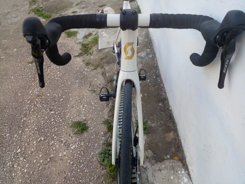 SCOTT ADICT R 30 CAR