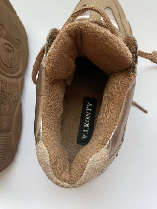 Жіночі утеплені кросівки, 36 р.