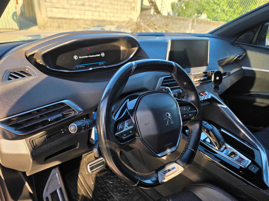 Vendo Peugeot 5008 GT Line 1.5 HDI - 7 Lugares