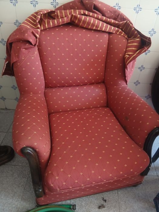 Conjunto de sofá e 2 poltronas usados