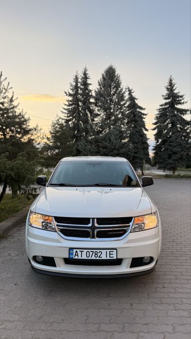 Продам авто Dodge Journey 2015