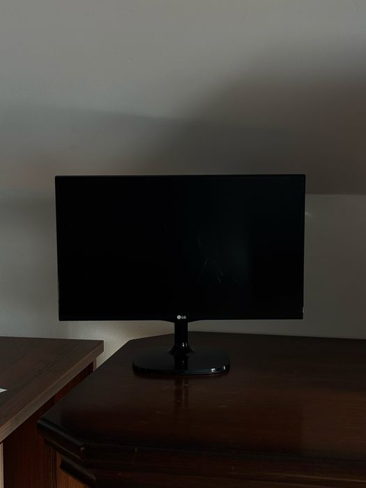 Monitor z funkcją telewizora LG