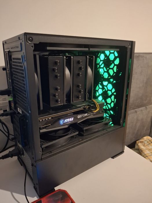 Ігровий ПК Ryzen 5 5500  RTX 3050
8GB + 16GB RAM + SSD 512GB