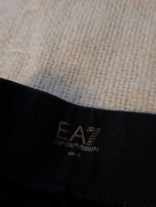 Spodnie dresowe młodzieżowe Emporio Armani