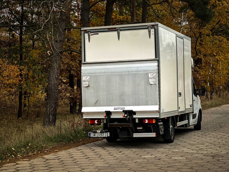 Tanie PRZEPROWADZKI Transport duży wybór blaszaki, plandeki, kontenery