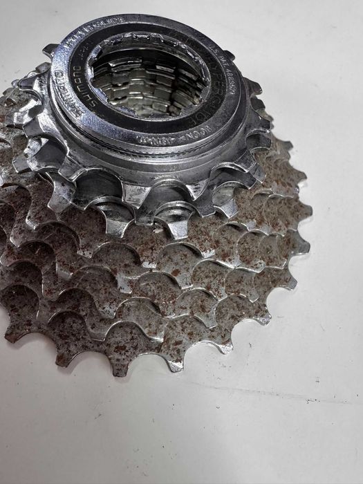 Cassete Shimano Hyperglide 8v 13-26t