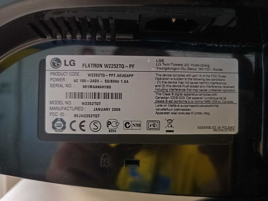 Monitor LG flatron w2252TQ