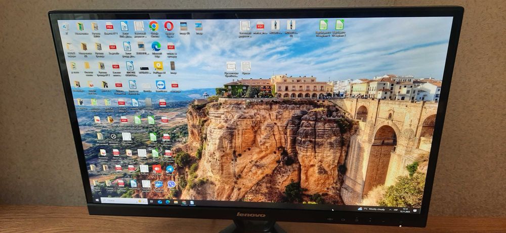 Монітор Lenovo LI 2323 sw.