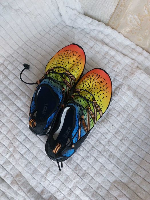 Buty do wody Sprandi rozmiar 34/35