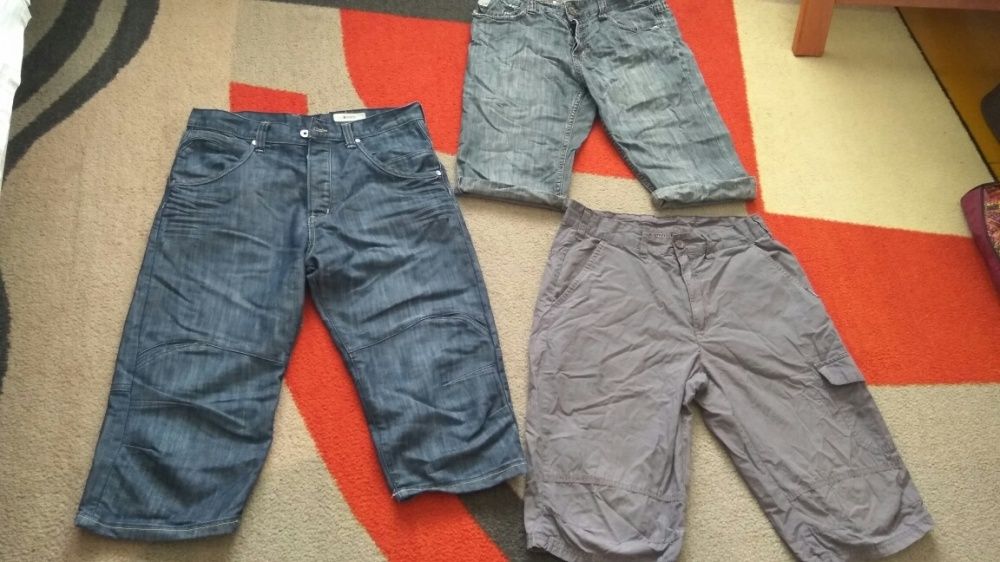 Ubrania, spodenki 3 sztuki - H&M, 4F, Diverse - rozmiar M