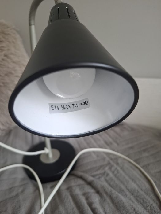 IKEA KVART lampa biurkowa czarny Maks.: 7 Wat